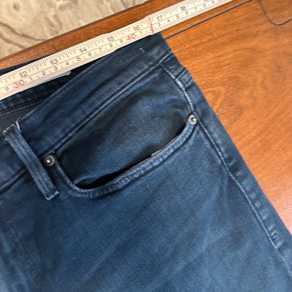 Frame Denim L’Homme Slim Jeans in Placid | Size 32 - Picture 10 of 15